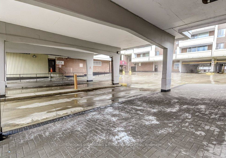 6-crescent-town-road-east-york-ontario-e12918518