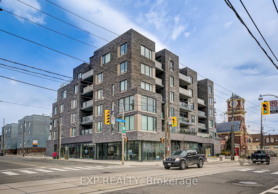 1888-queen-street-e-toronto-ontario-e12918726