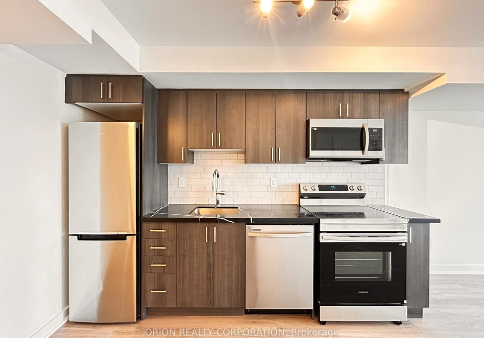 1010-sandy-beach-road-pickering-ontario-e12921282