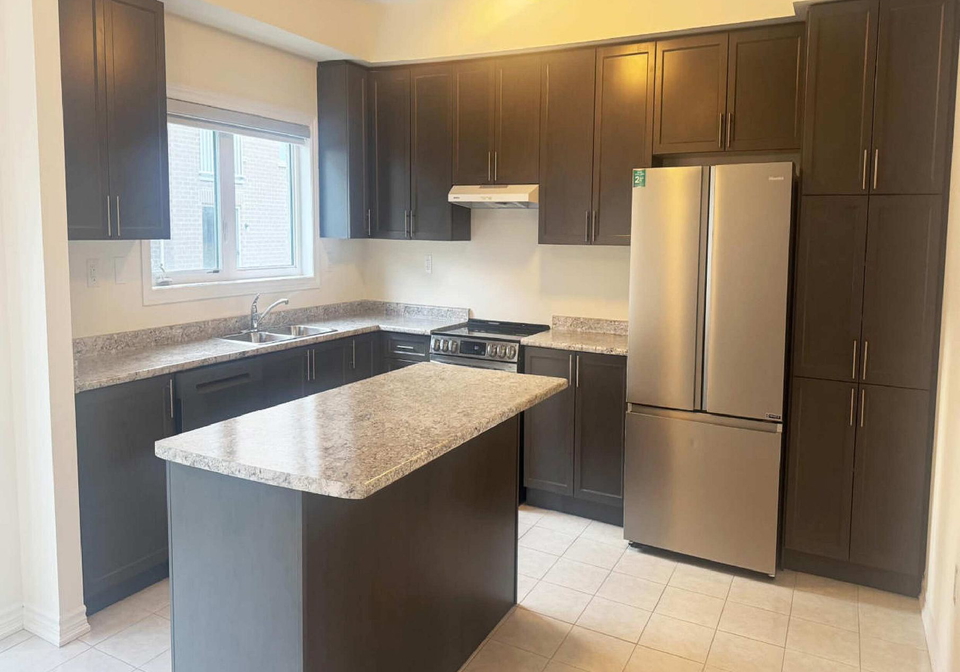 2634-apricot-lane-s-pickering-ontario-e12921840