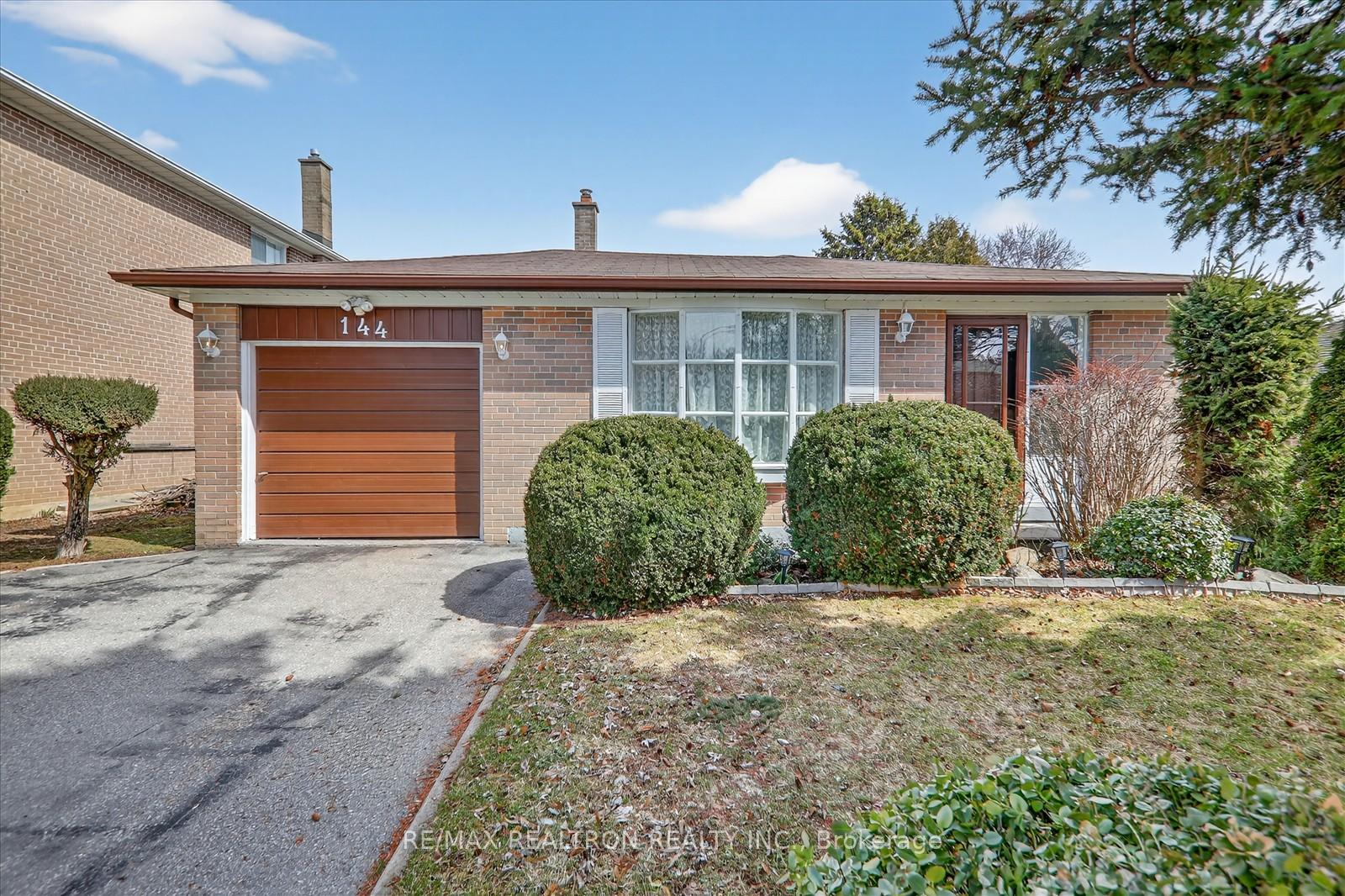 144-merkley-square-scarborough-ontario-e12922750