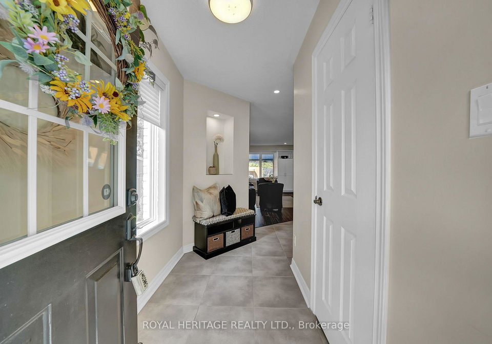 46-lownie-court-clarington-ontario-e12922798