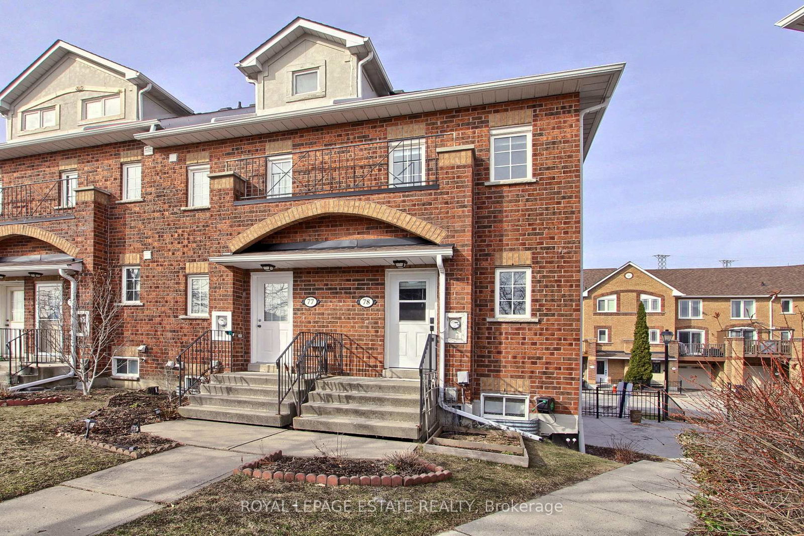 2-hedge-end-road-scarborough-ontario-e12922816