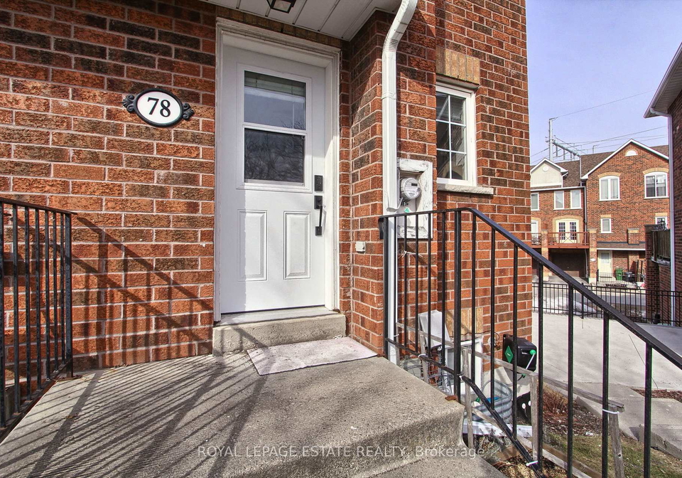 2-hedge-end-road-scarborough-ontario-e12922816