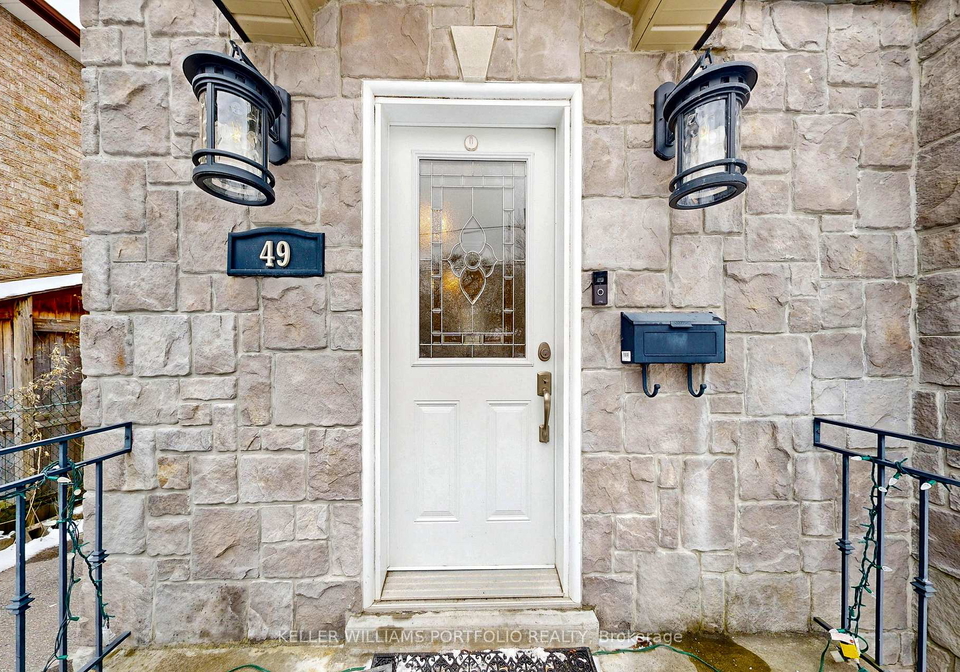 49-dolphin-drive-scarborough-ontario-e12922960