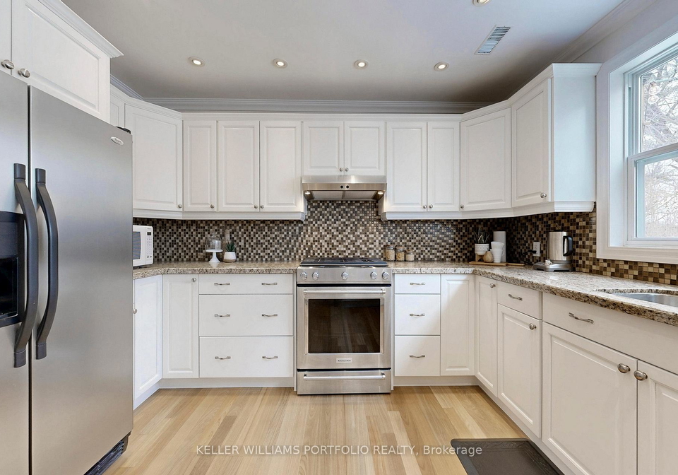 49-dolphin-drive-scarborough-ontario-e12922960