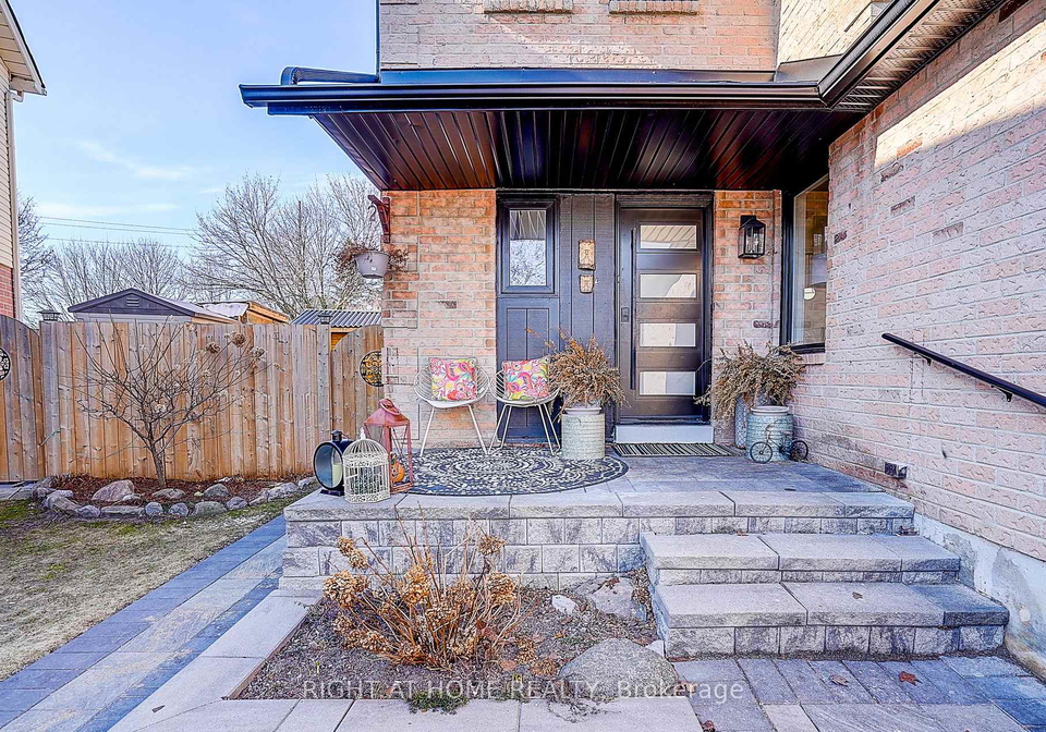 32-miles-drive-ajax-ontario-e12923096