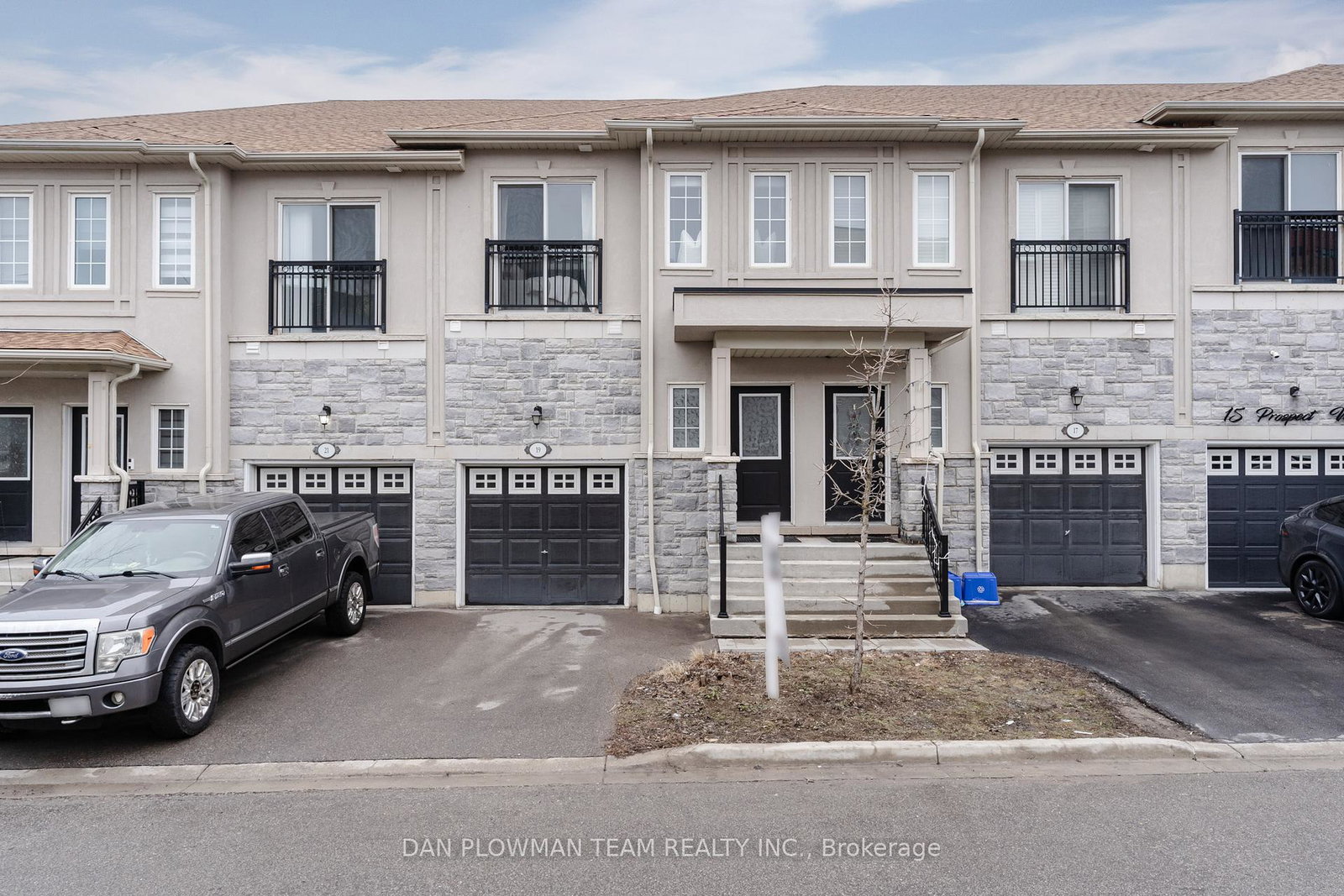 19-prospect-way-whitby-ontario-e12923748