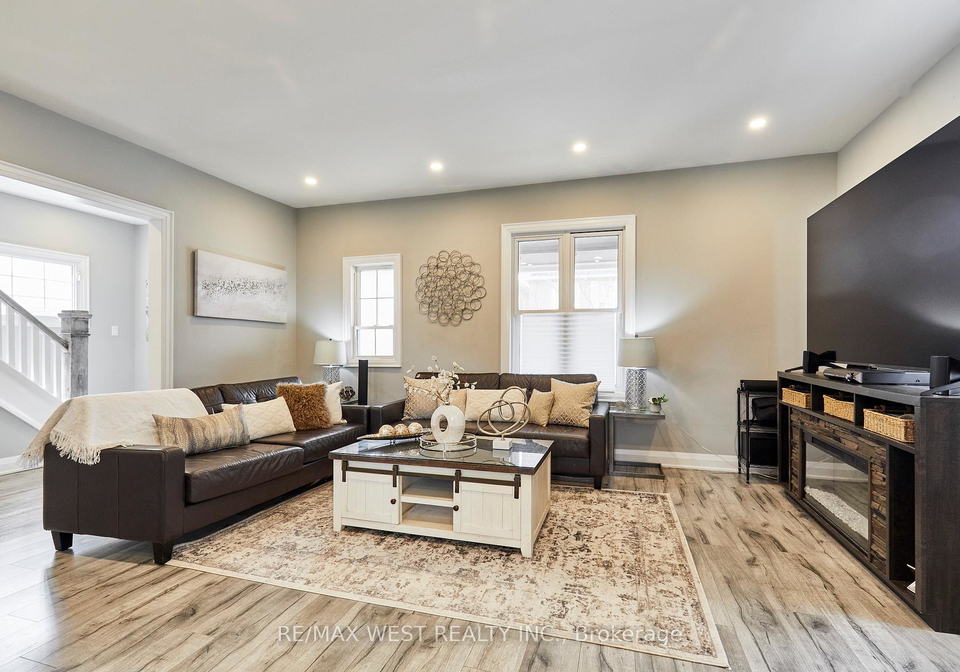 235-dearborn-avenue-oshawa-ontario-e12924400