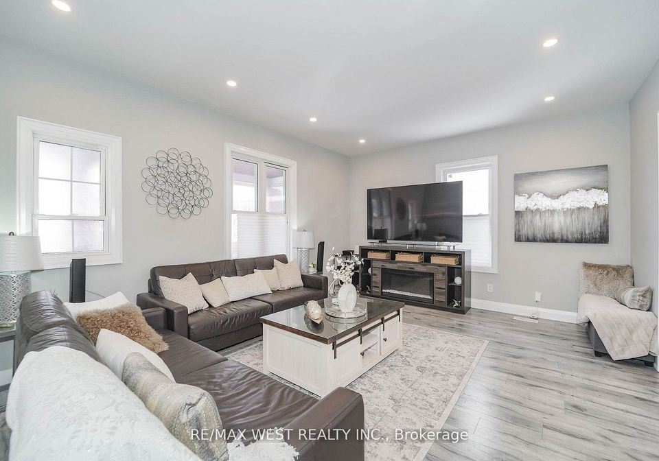 235-dearborn-avenue-oshawa-ontario-e12924400