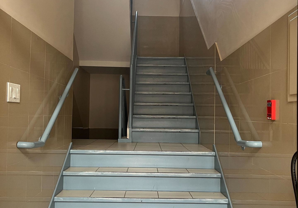 3-linnsmore-crescent-east-york-ontario-e12924468