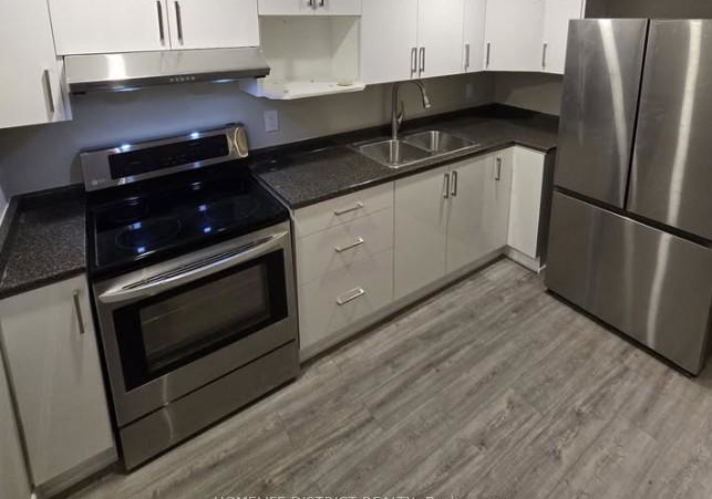 29-freer-crescent-ajax-ontario-e12924686