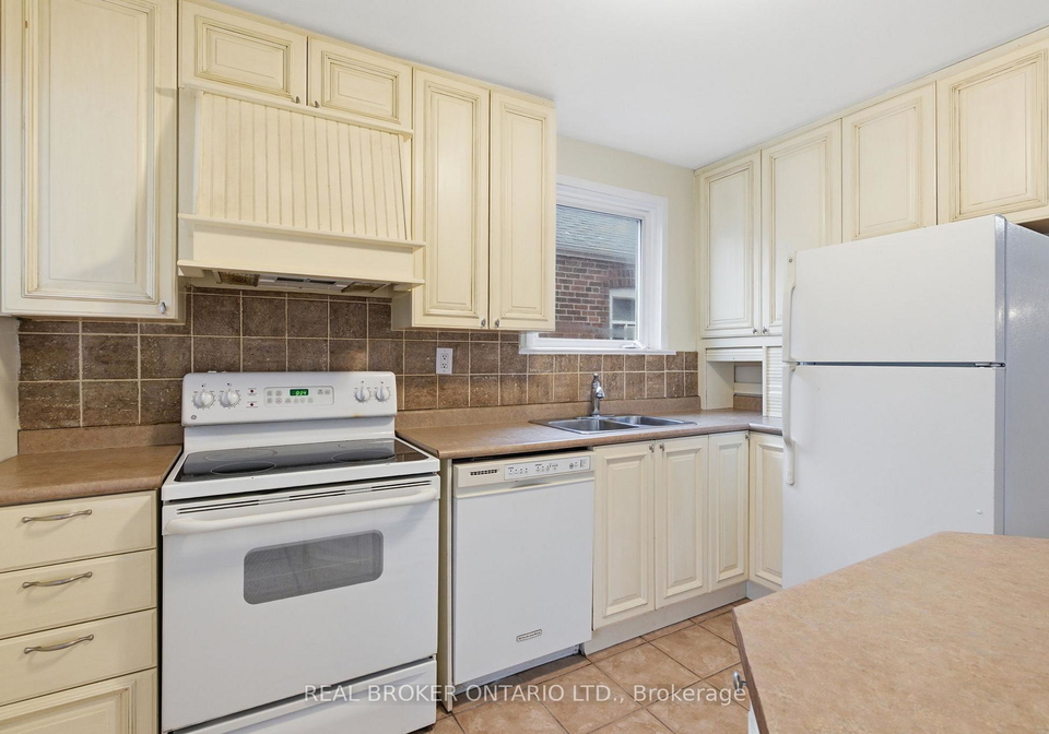 475-kingswood-road-toronto-ontario-e12925794