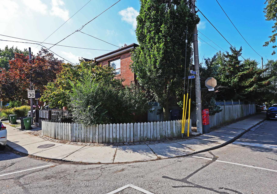 212-glebemount-avenue-east-york-ontario-e12925800