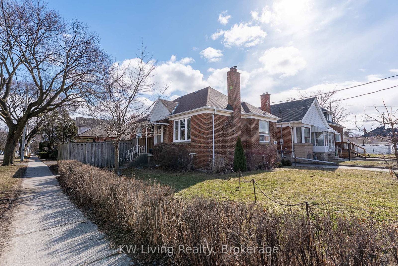 5-plains-road-east-york-ontario-e12926270