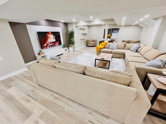 59-muscat-crescent-ajax-ontario-e12926406