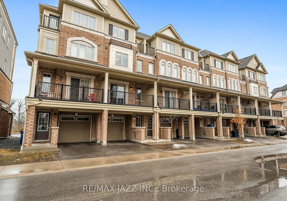 2338-chevron-prince-path-oshawa-ontario-e12927702