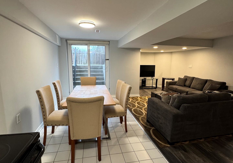1385-ferncliff-circle-pickering-ontario-e12927888
