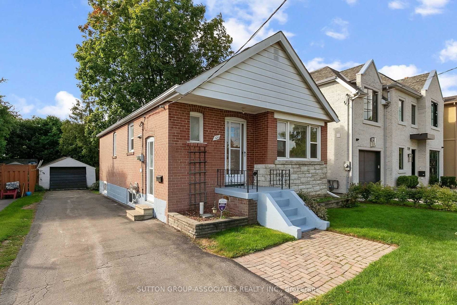 121-yardley-avenue-east-york-ontario-e12928780