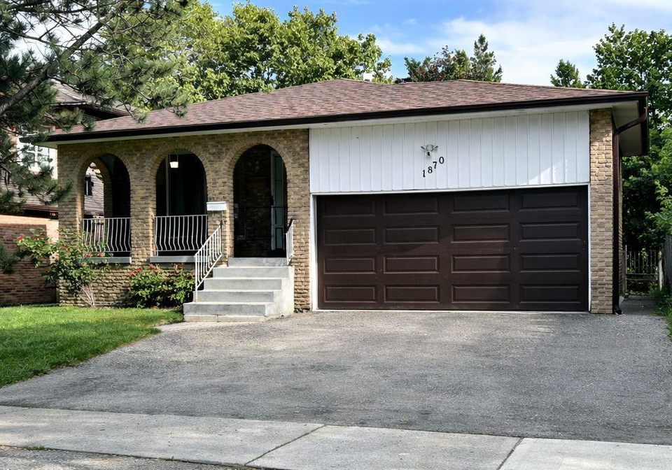 1870-rosefield-road-pickering-ontario-e12928990