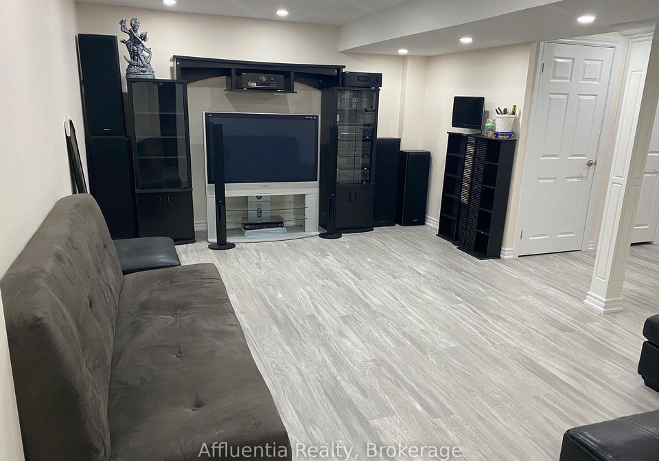 159-warnford-circle-ajax-ontario-e12930974