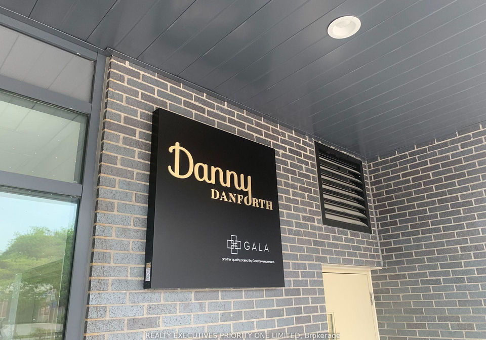 2369-danforth-avenue-toronto-ontario-e12931160