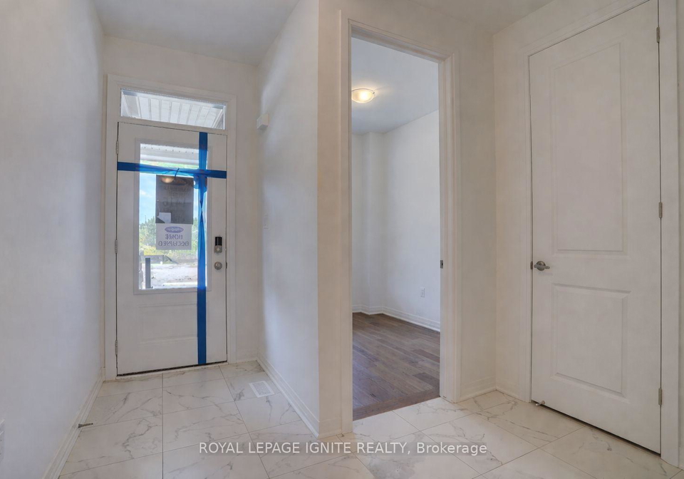1584-scarlett-trail-pickering-ontario-e12931312