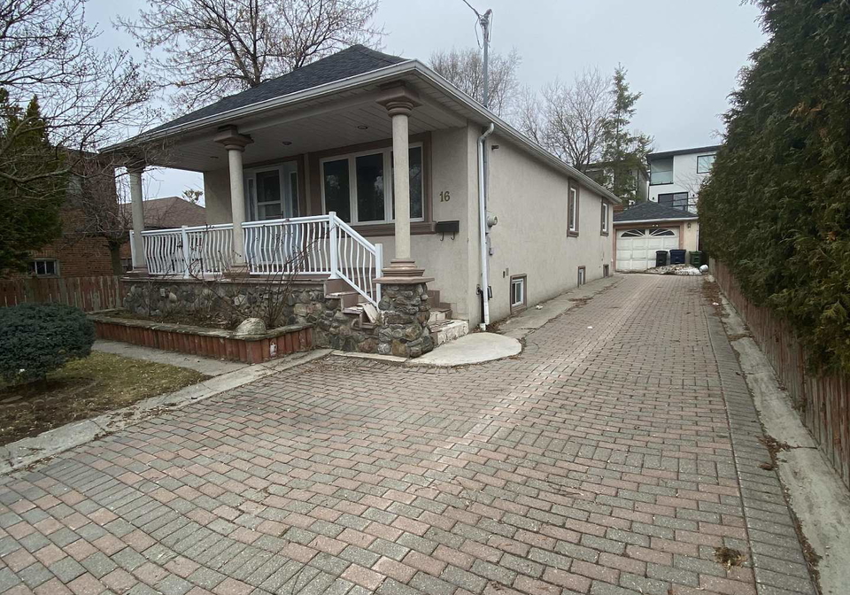 16-peard-road-east-york-ontario-e12932116