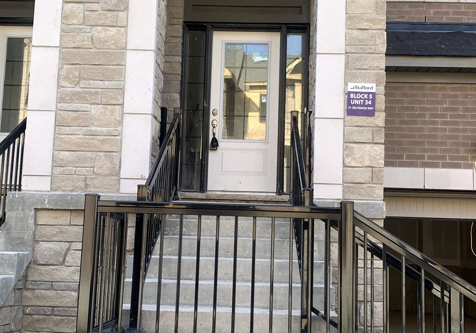 51-selfridge-way-whitby-ontario-e12933124