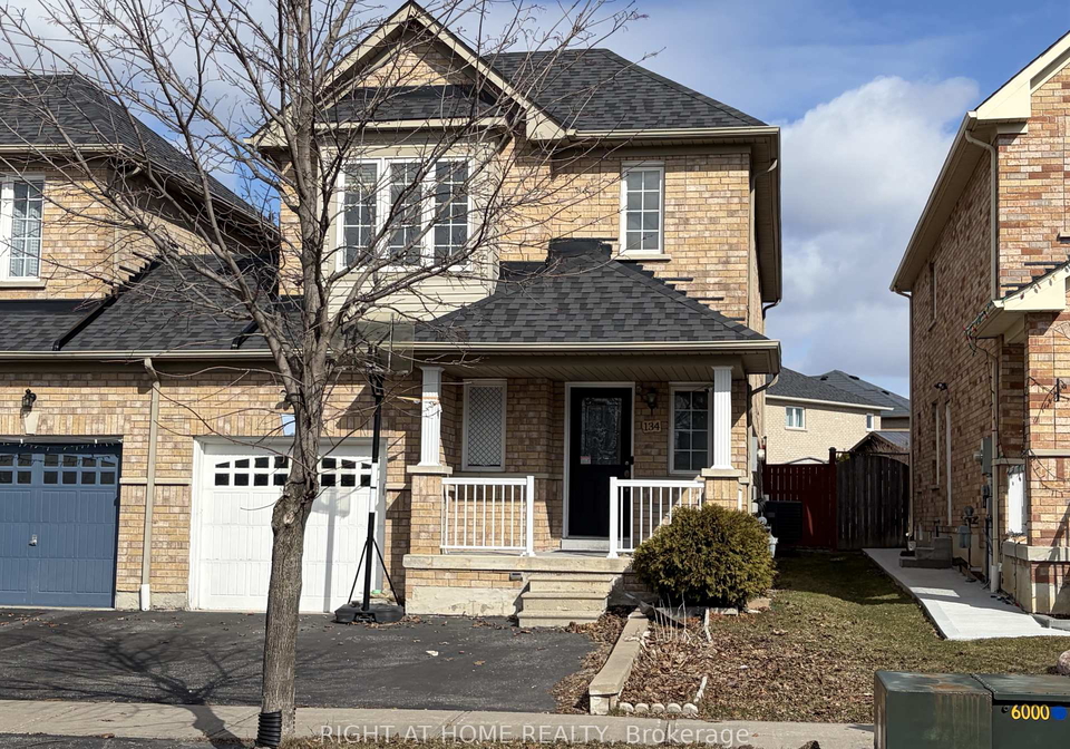 134-fencerow-drive-whitby-ontario-e12933172