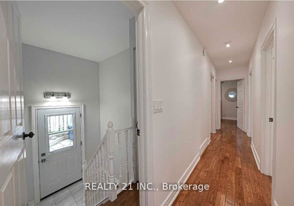 812-sanok-drive-pickering-ontario-e12933174