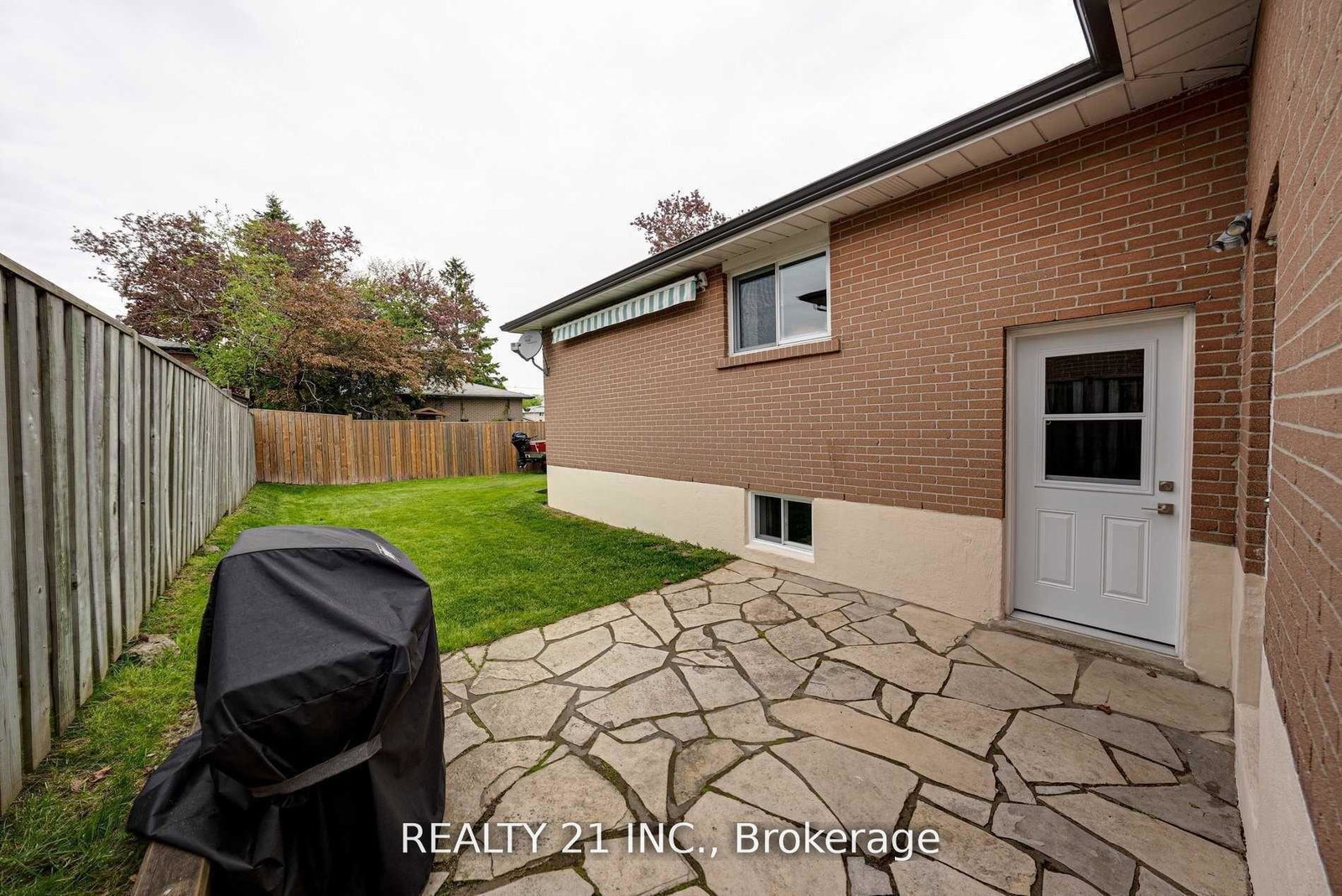 812-sanok-drive-pickering-ontario-e12933182