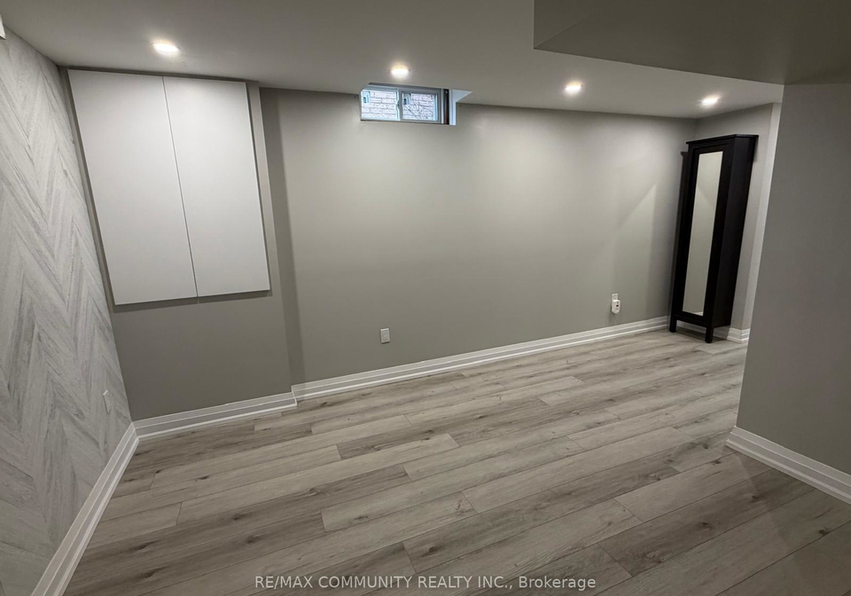 24-mayflower-street-whitby-ontario-e12933240