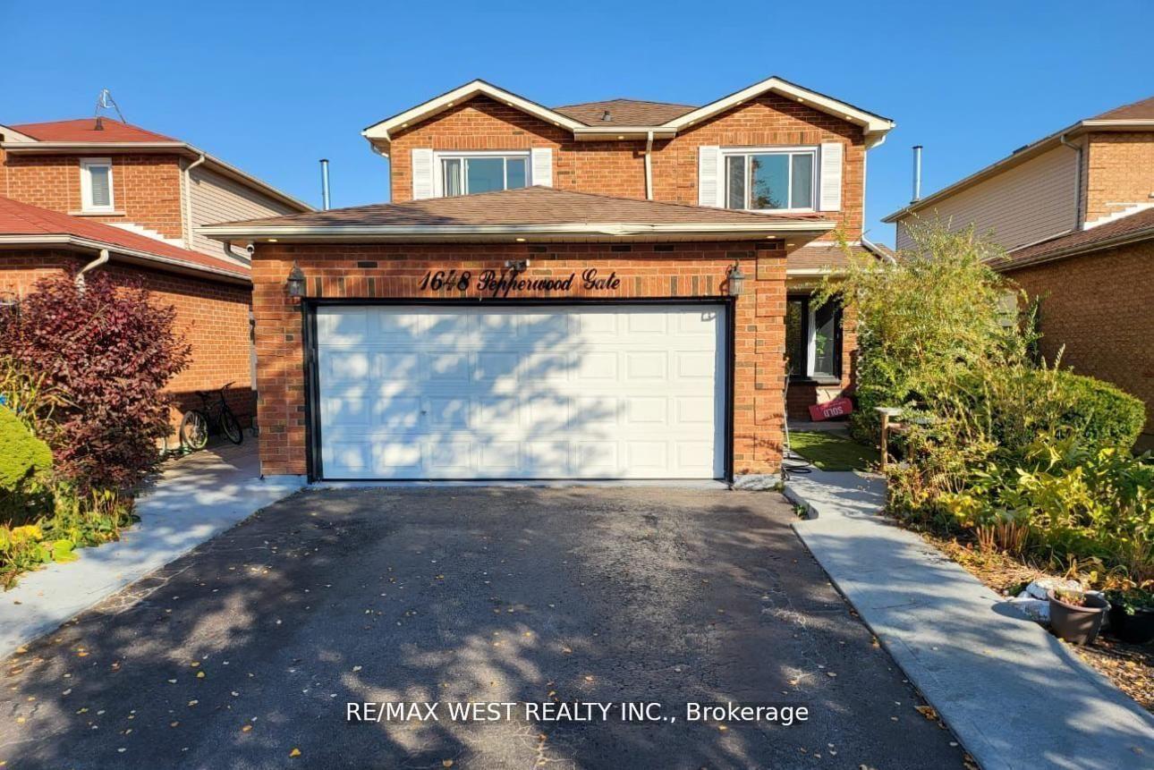 1648-pepperwood-gate-pickering-ontario-e12933290