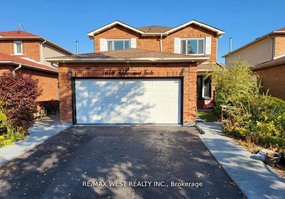 1648-pepperwood-gate-pickering-ontario-e12933290