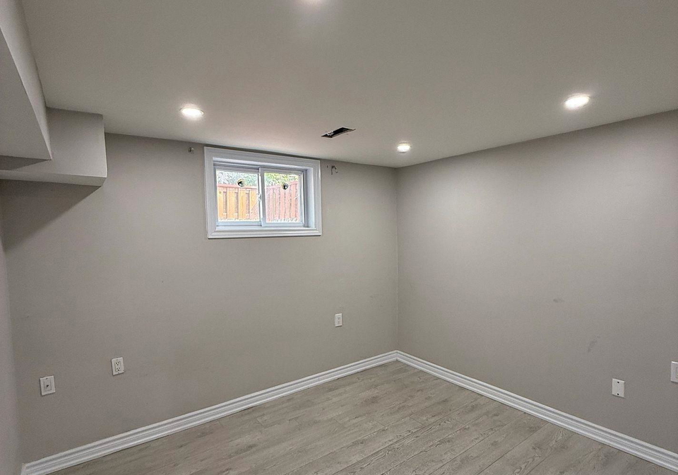 1620-mcbrady-crescent-pickering-ontario-e12933732