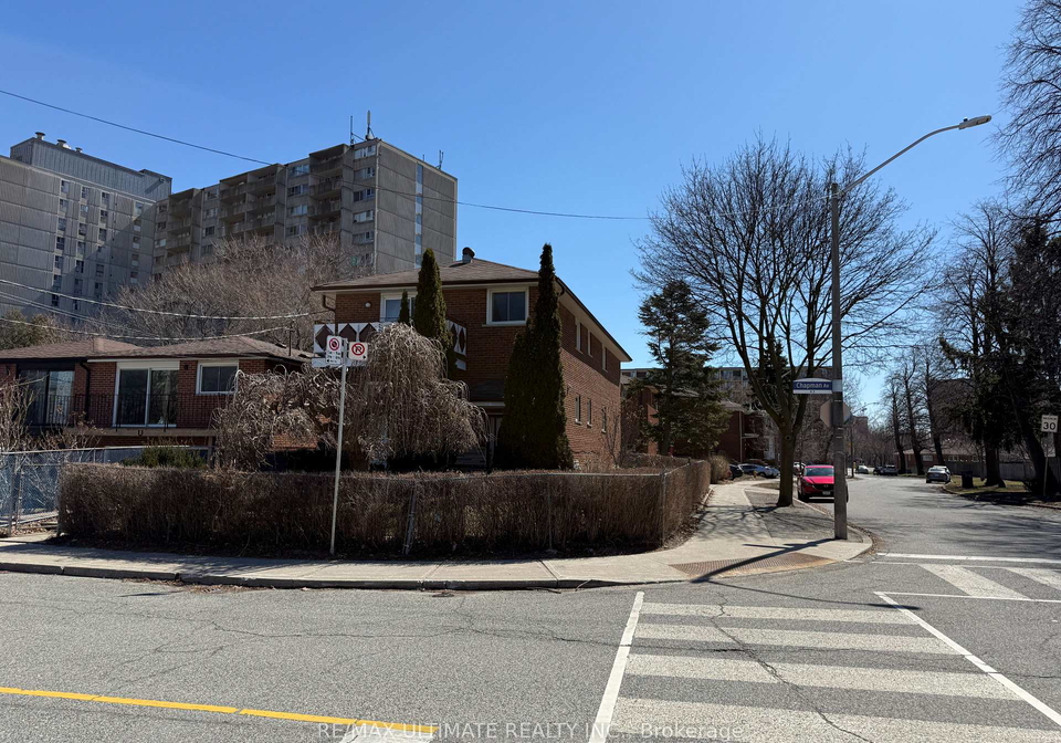 43-chapman-avenue-east-york-ontario-e12934178