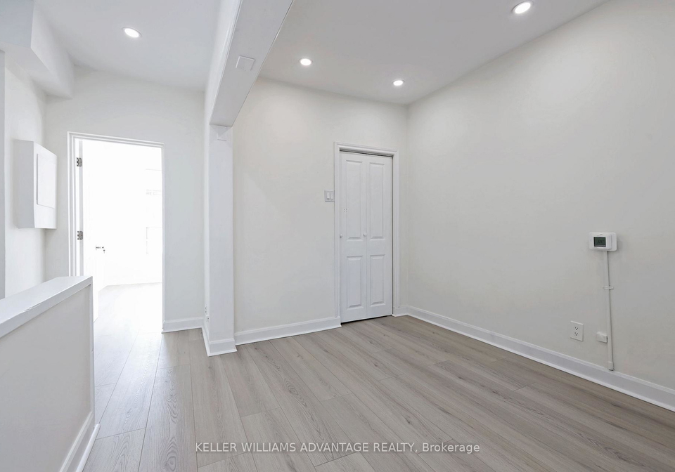 952-queen-street-e-toronto-ontario-e12934330