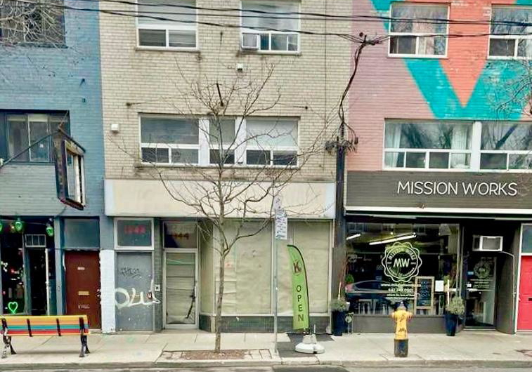 1344-queen-street-e-toronto-ontario-e12934352