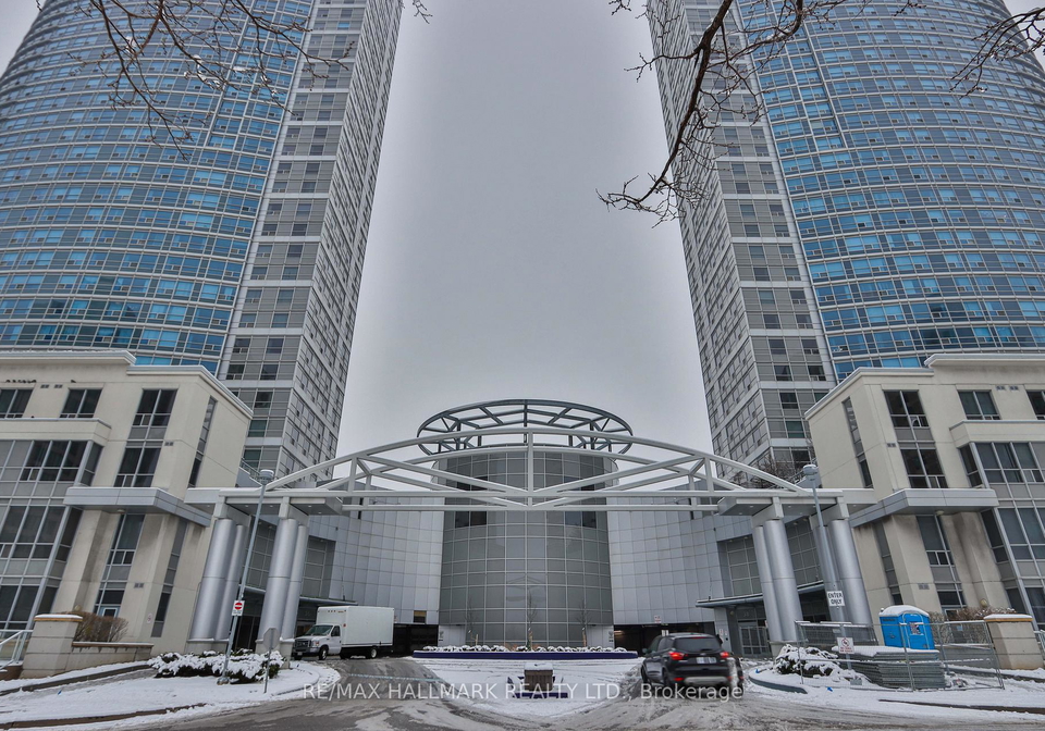36-lee-centre-drive-scarborough-ontario-e12934974