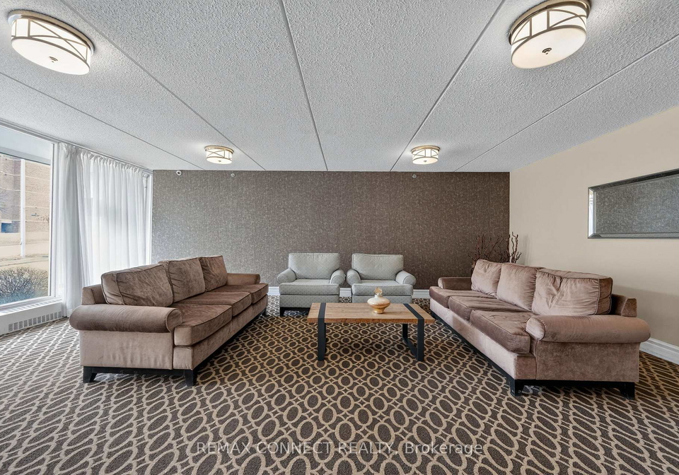 2-glamorgan-avenue-scarborough-ontario-e12935362