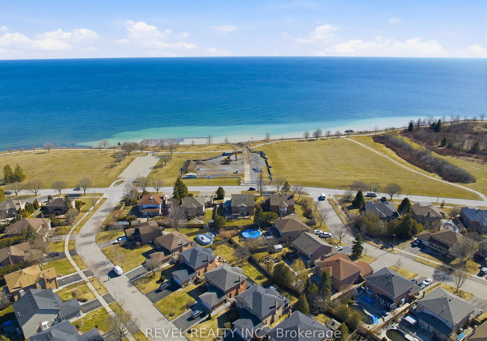88-lake-driveway-w-ajax-ontario-e12935936