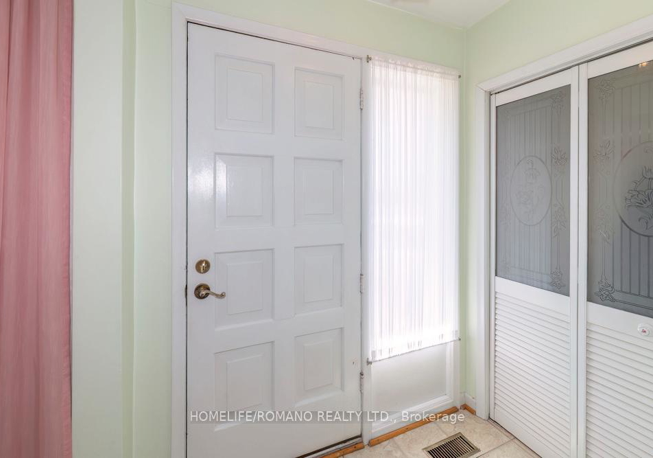 24-densgrove-road-scarborough-ontario-e12935970