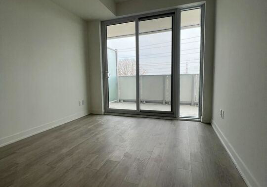 1010-sandy-beach-road-pickering-ontario-e12936374
