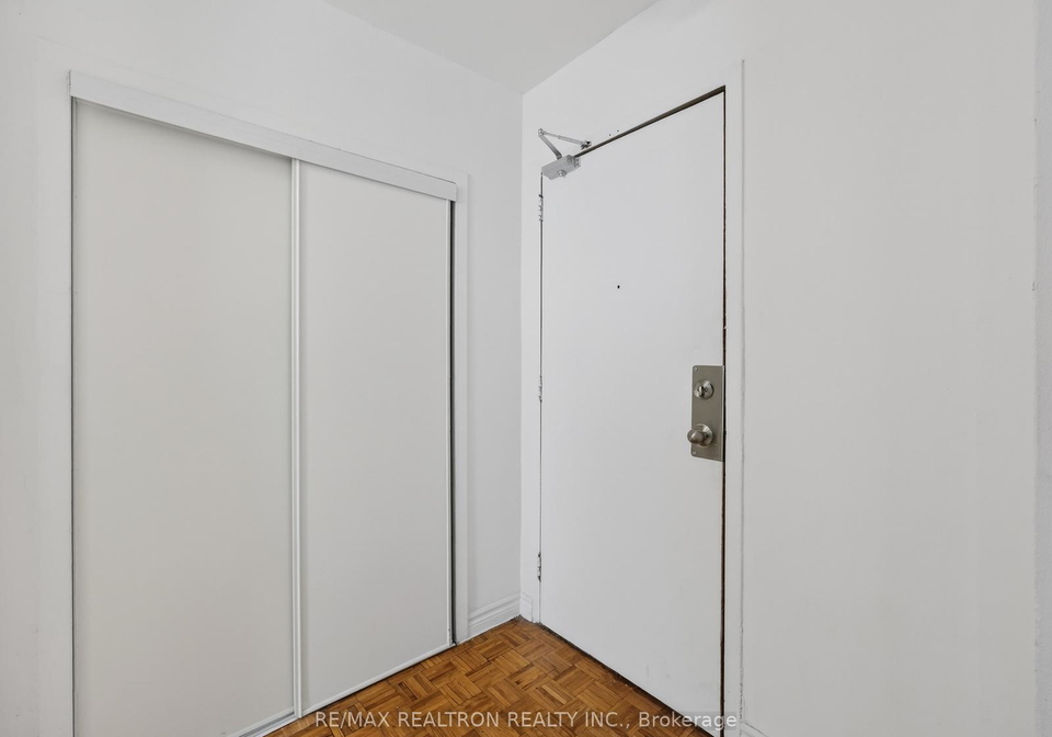 275-wentworth-street-w-oshawa-ontario-e12938220