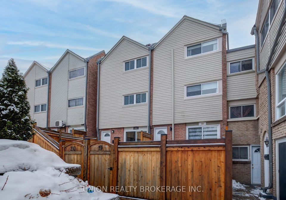 1666-queen-street-e-toronto-ontario-e12939640