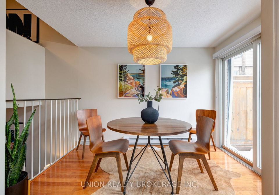 1666-queen-street-e-toronto-ontario-e12939640