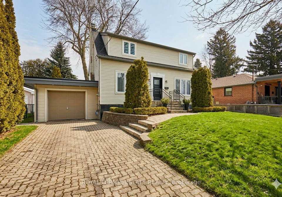 15-squires-avenue-east-york-ontario-e12940550