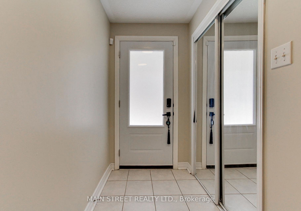 6-archibald-mews-scarborough-ontario-e12940552