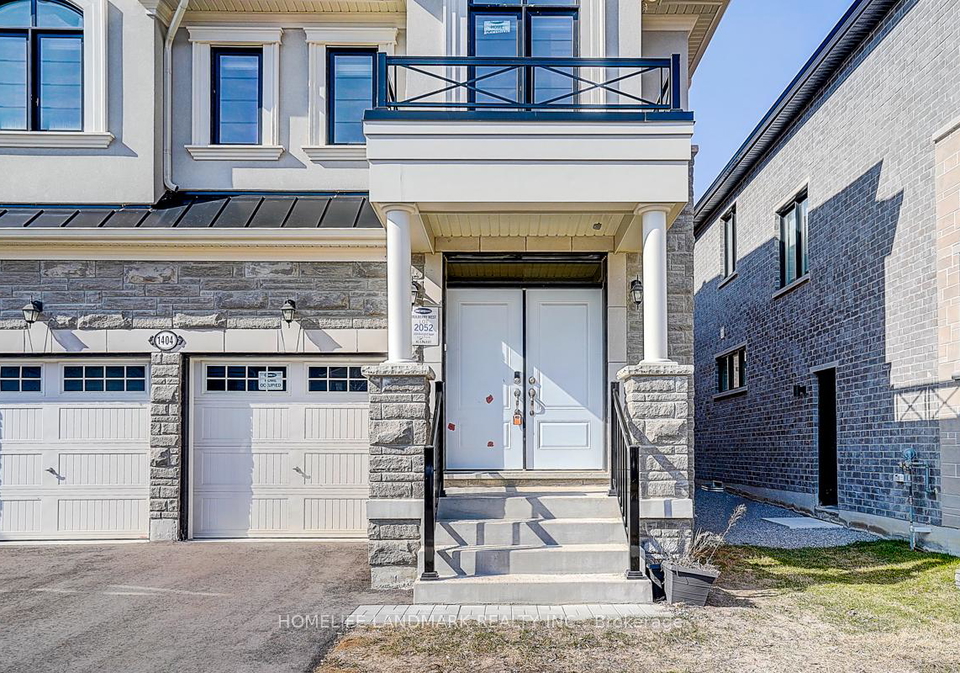 1404-mockingbird-square-pickering-ontario-e12941500